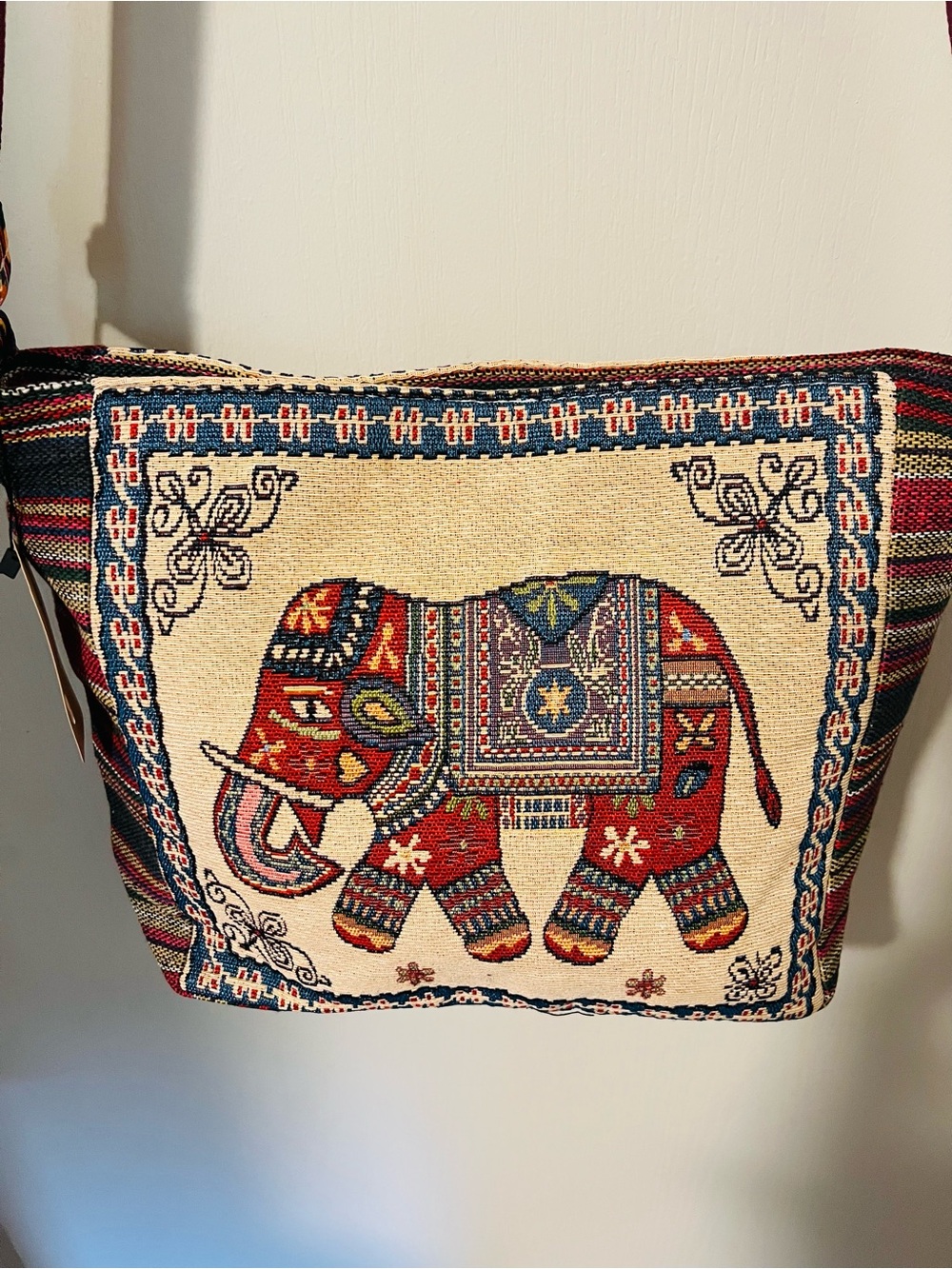 🆕 large Boho Embroidered Elephant Crossbody Bag in Multicolor - Picture 2 of 4